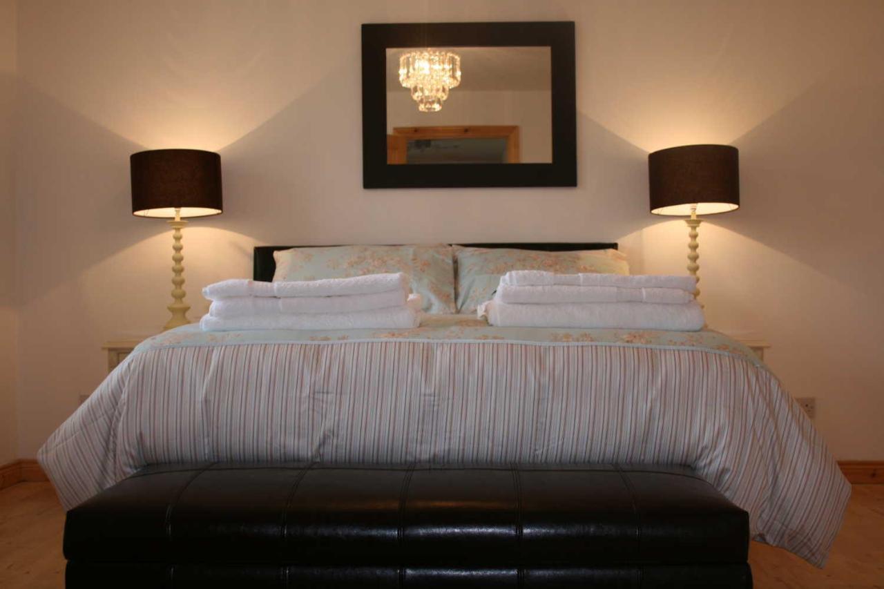 Drumcoura Lake Resort, Pet Friendly, Wifi, Sky Tv, 4 Bedrooms, 2 Reception Rooms Exterior photo